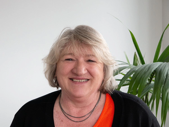 Mitarbeiter Barbara Naumann